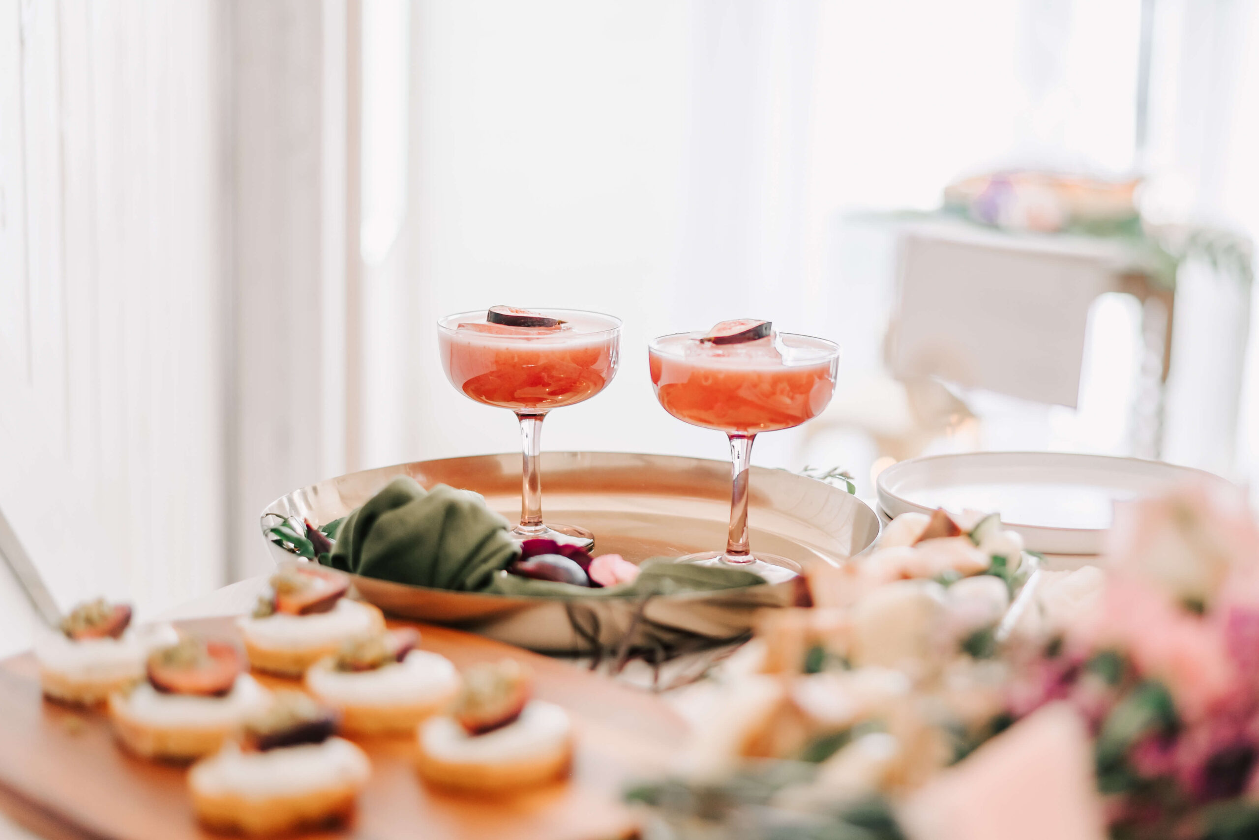 drinks and appies by a kelowna wedding caterer